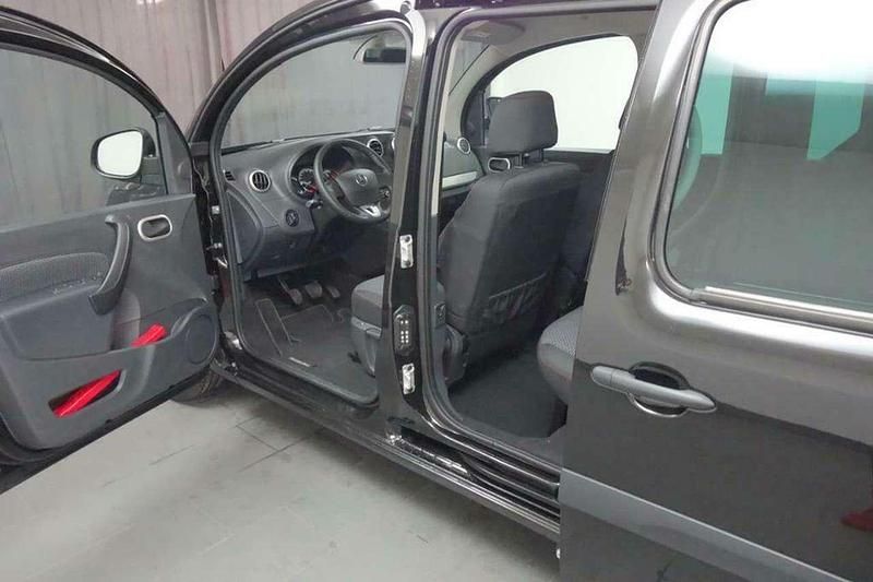 Gebraucht Mercedes Citan 111 110 PS (80 kW) 2018 Schwarz Van