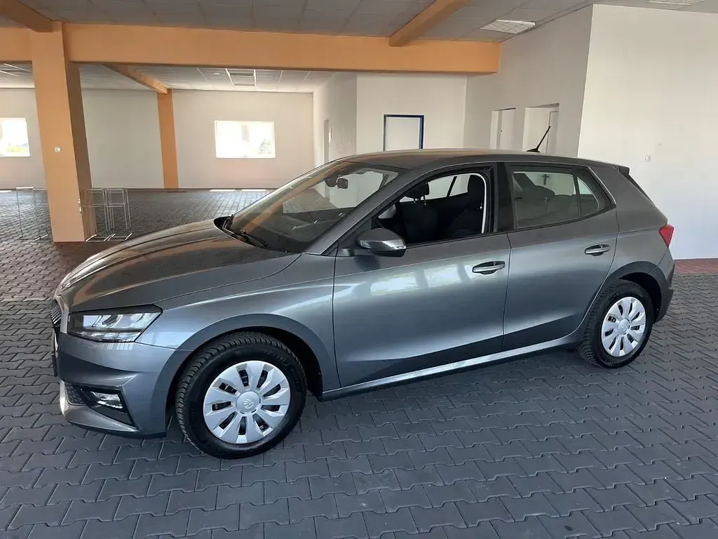 Gebraucht Skoda Fabia Selection 80 PS (58 kW) 2025 Grau Kleinwagen