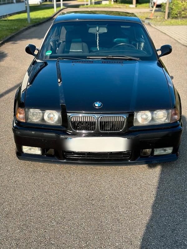 Schwarz Gebraucht 1996 BMW 328 Cabriolet M Sport Cabrio | 9.850 € (Fairer Preis) - Bild 1/4