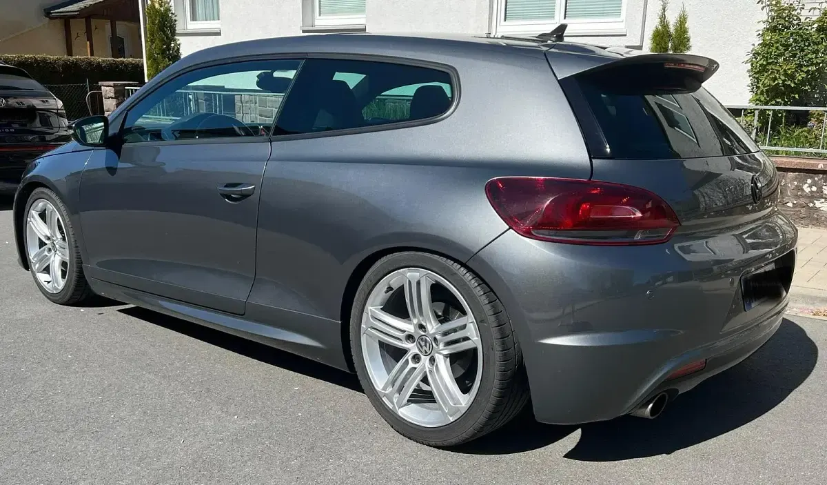 Używany VW Scirocco 140 KM (102 kW) 2010 Szary Coupe