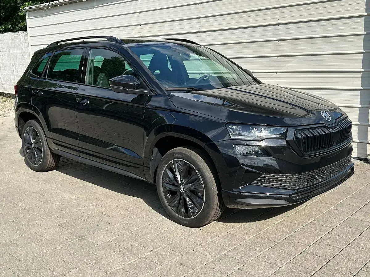 Gebraucht Skoda Karoq SportLine 150 PS (110 kW) 2025 SUV