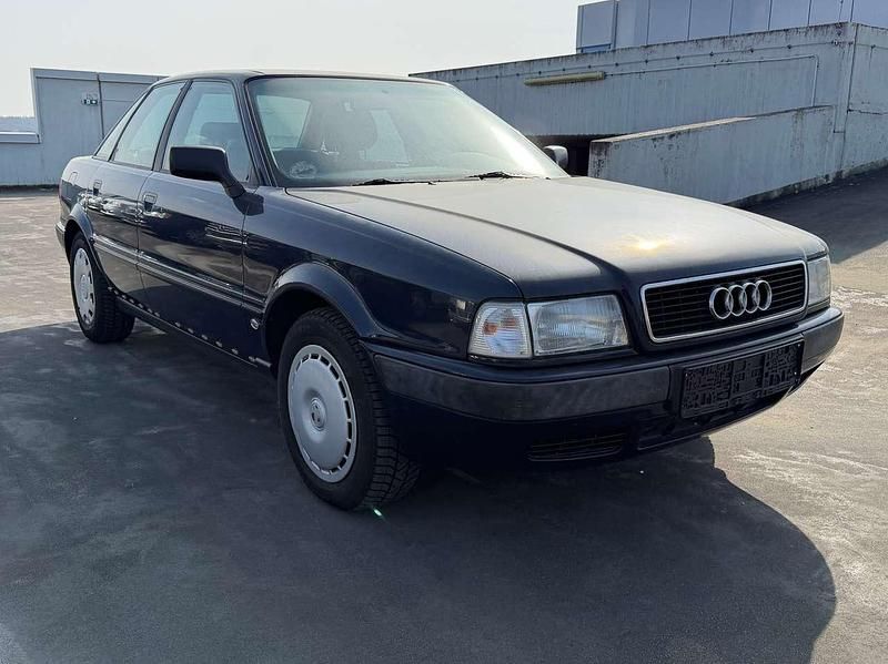Second-hand Audi 80 90 CP (66 kW) 1994 Albastru Berlinǎ