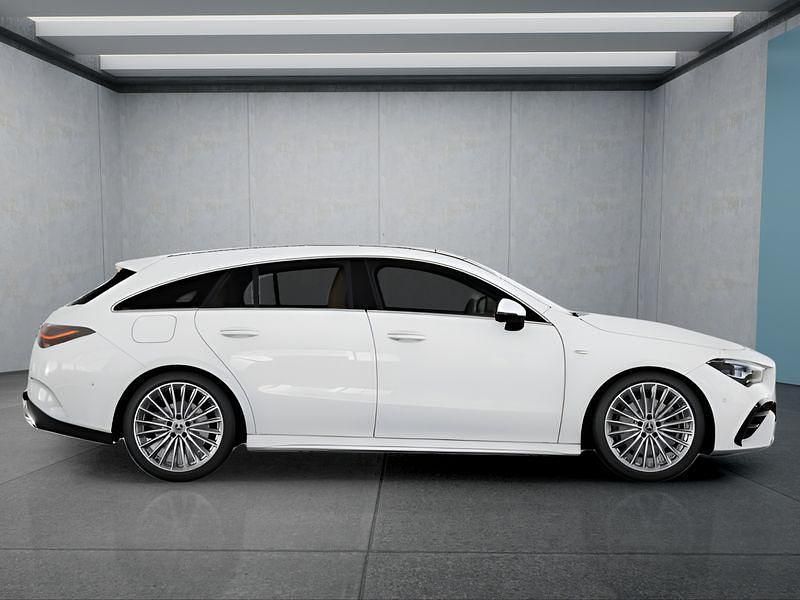 Gebraucht Mercedes CLA250e 218 PS (160 kW) 2025 Weiß Limousine