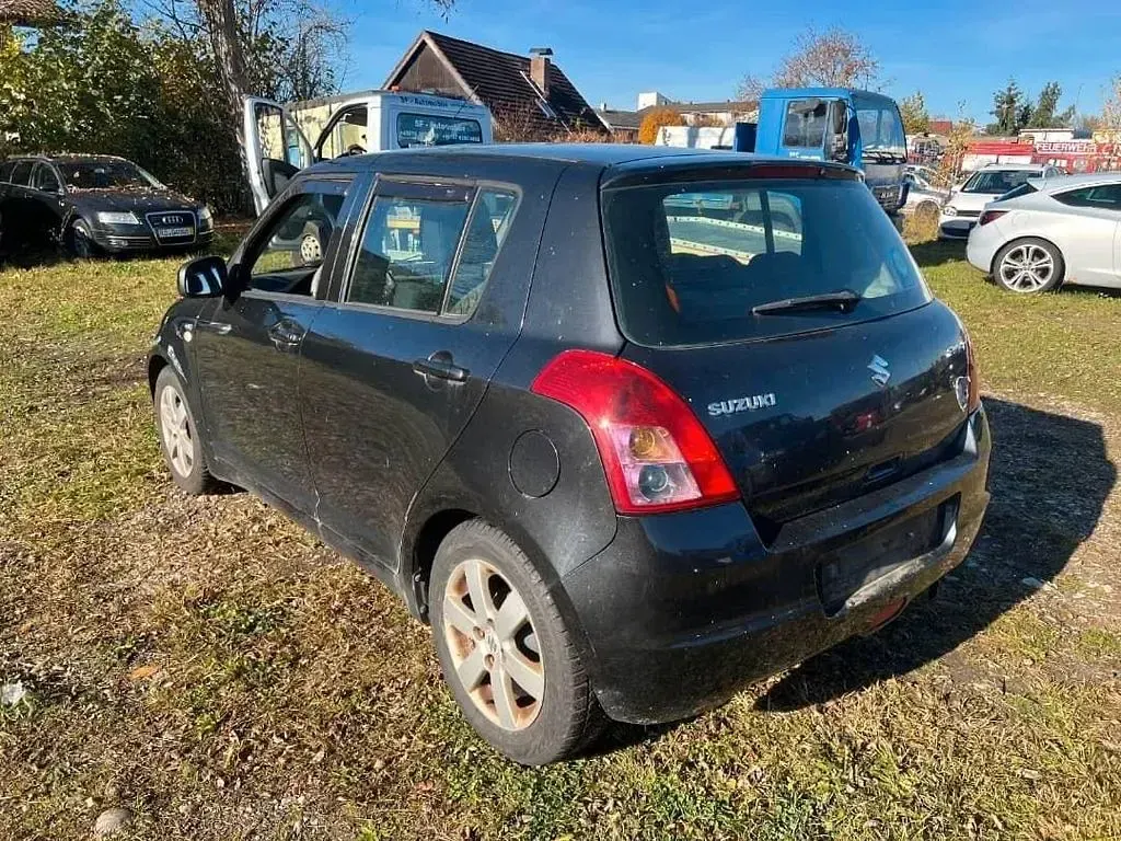 Gebraucht Suzuki Swift Club 75 PS (55 kW) 2007 Grau Kleinwagen