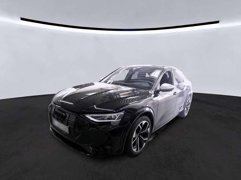 Mythosschwarz metallic Gebraucht 2022 Audi e-tron Sportback Ambiente SUV | 46.290 € (Fairer Preis) - Bild 1/2