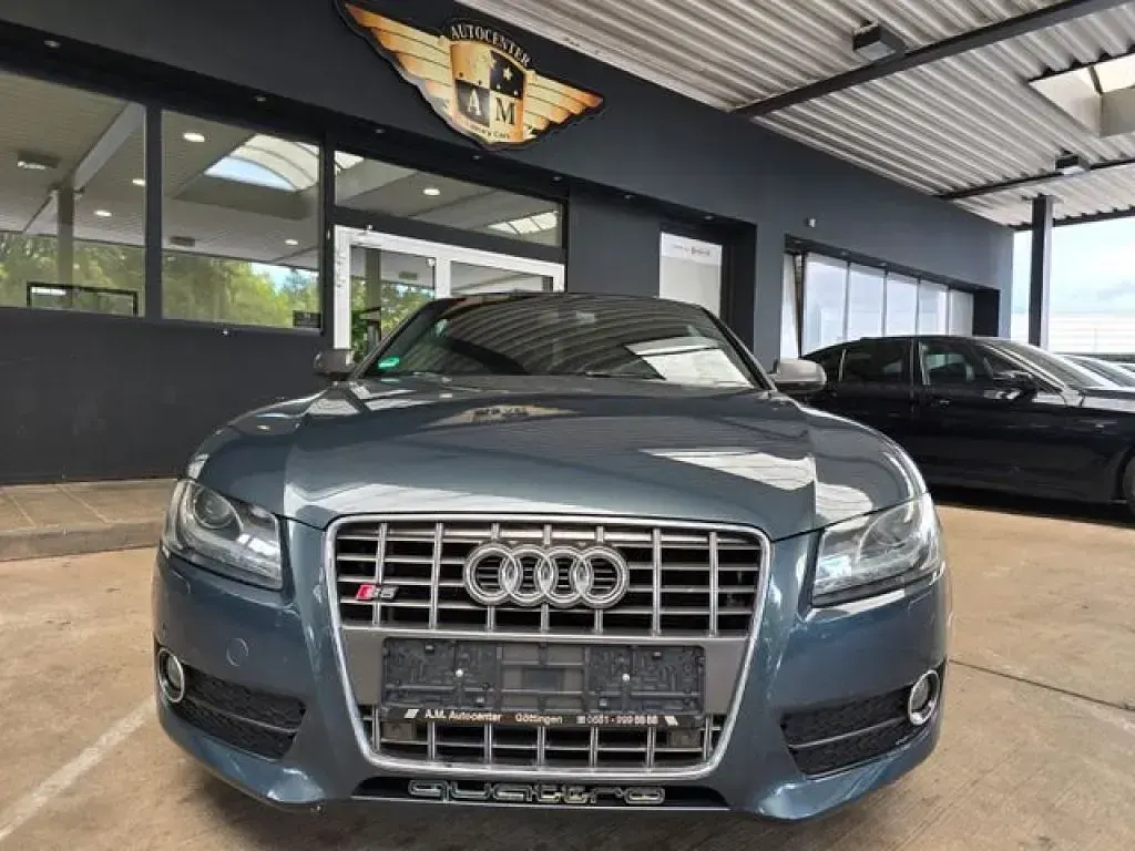 Używany Audi A5 S-line plus 190 KM (139 kW) 2011 Szary Coupe