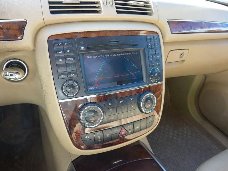 Gebraucht Mercedes R320 224 PS (164 kW) 2008 Schwarz Van / Kleinbus