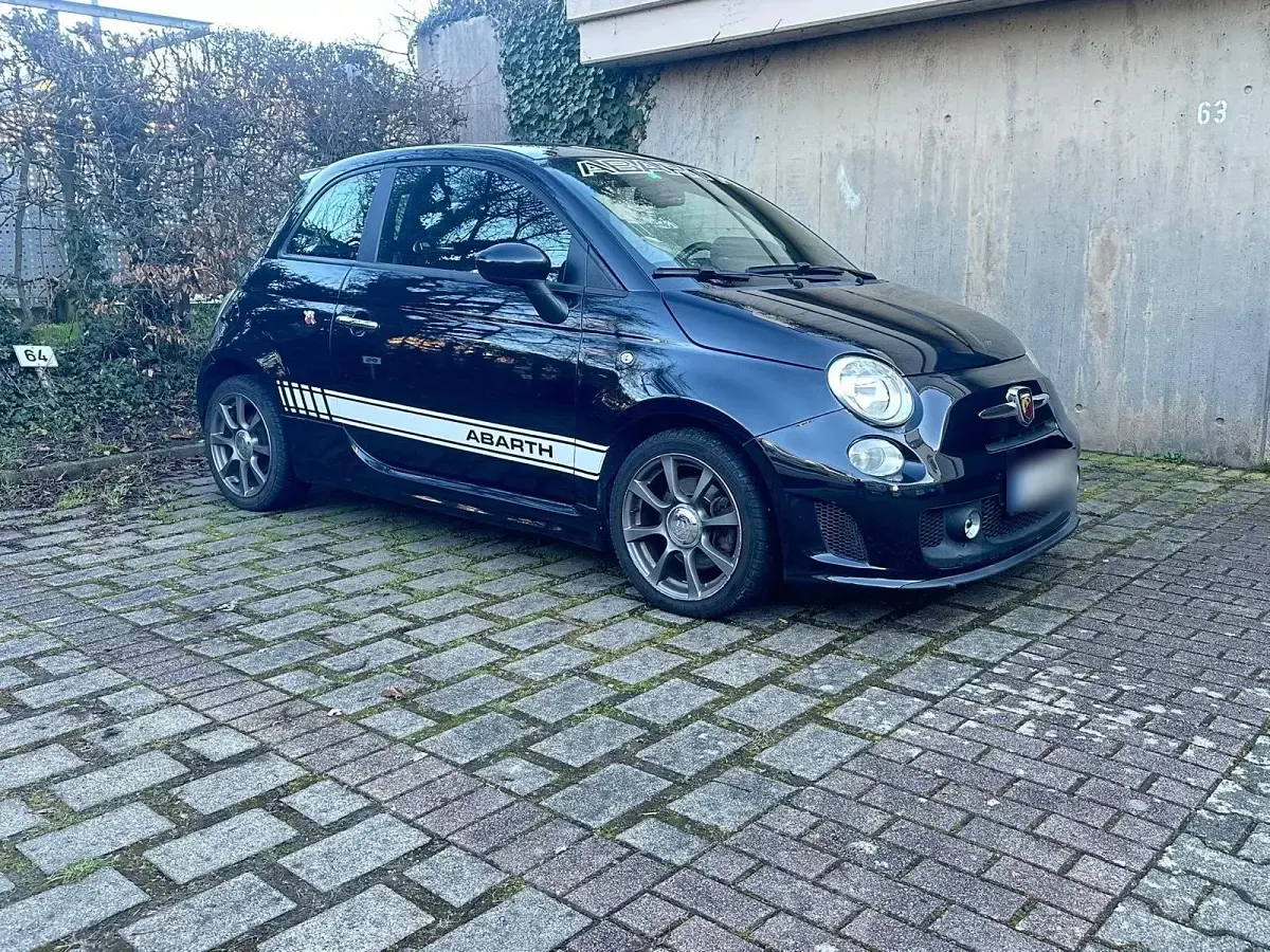 Usado Abarth 500 Custom 135 HP (99 kW) 2013 Preto Citadino