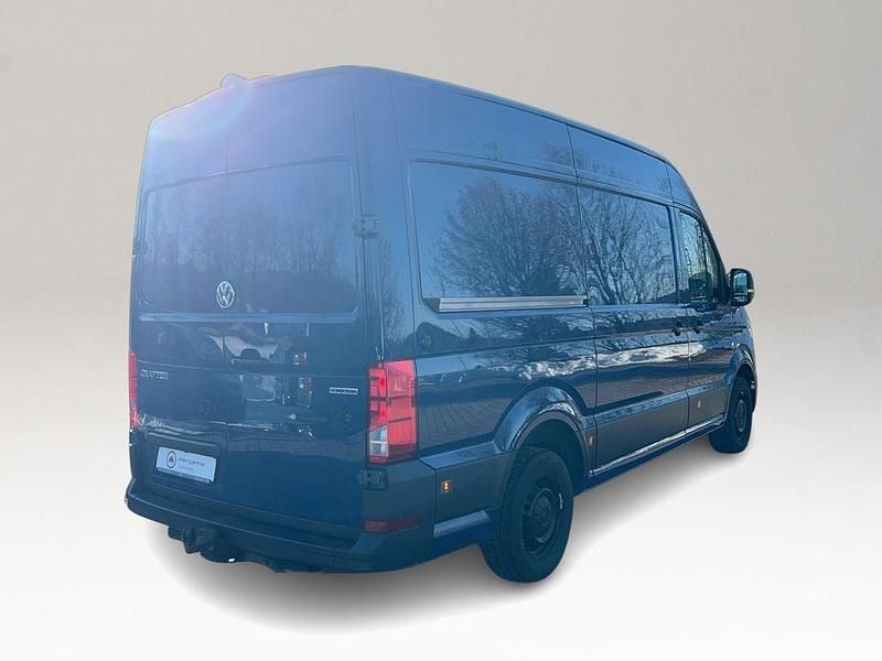 Gebraucht VW Crafter 177 PS (130 kW) 2022 Blau Van