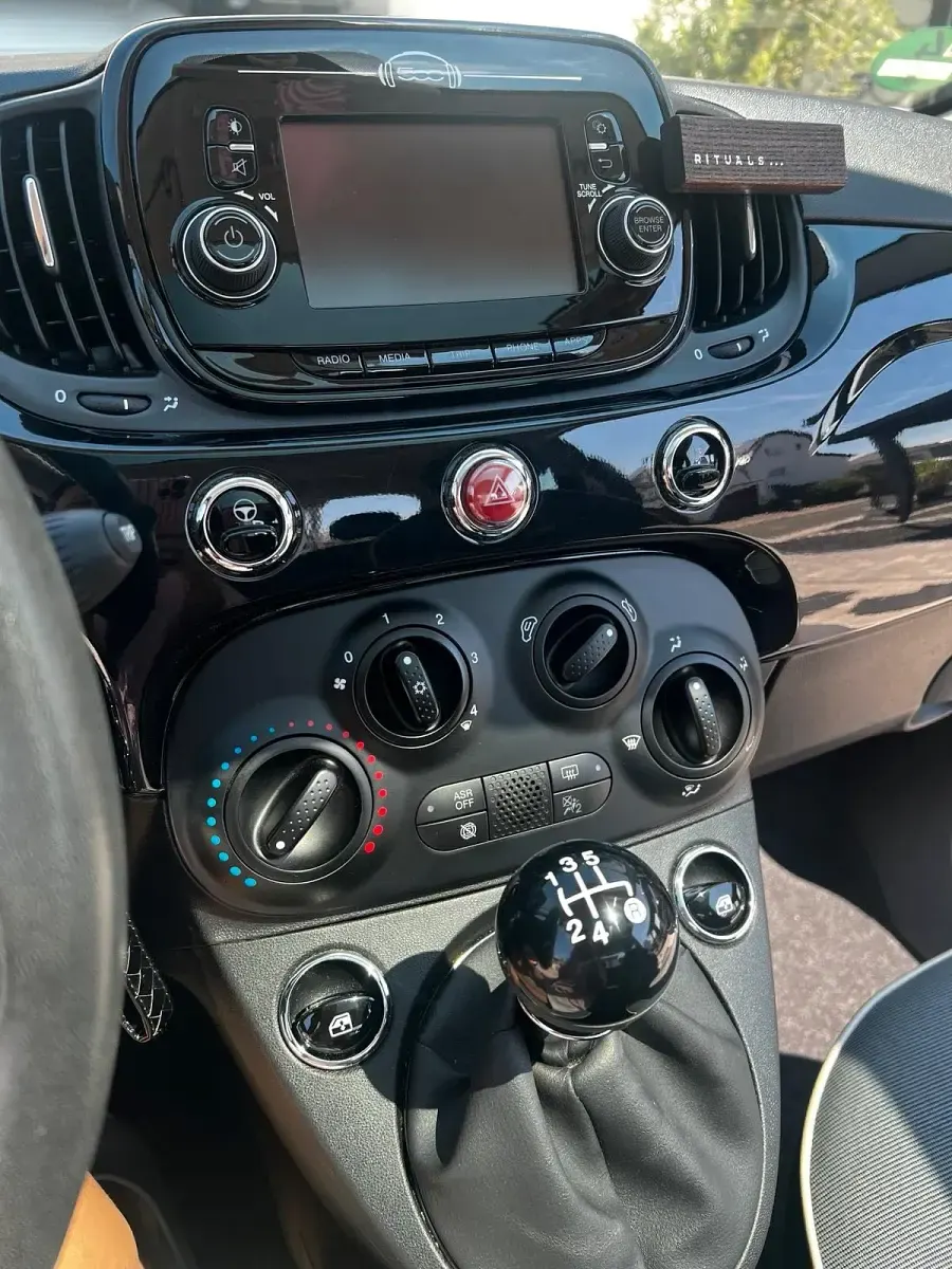 Gebraucht Fiat 500 69 PS (50 kW) 2018 Schwarz Kleinwagen