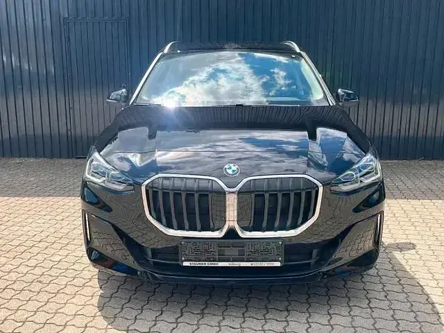 Gebraucht BMW 218 Active Tourer 136 PS (100 kW) 2024 Schwarz Van / Kleinbus