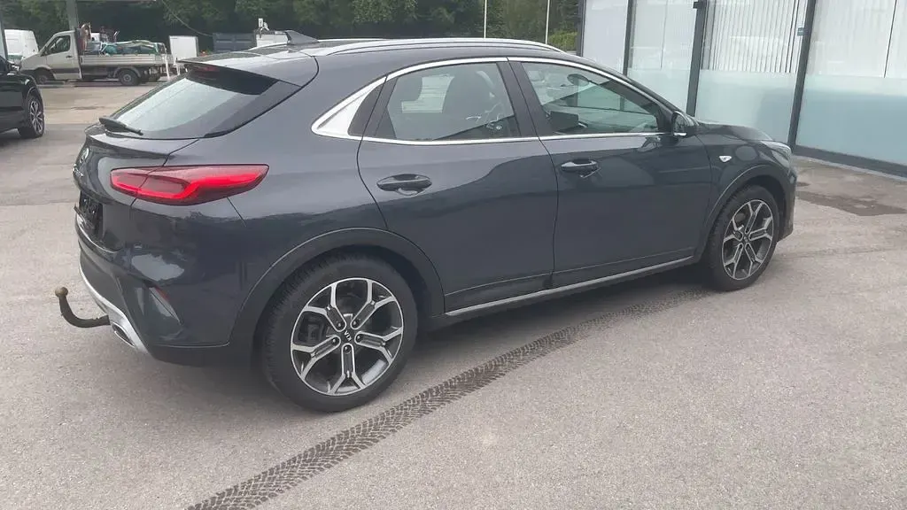 Używany Kia XCeed 140 KM (102 kW) 2020 Szary SUV