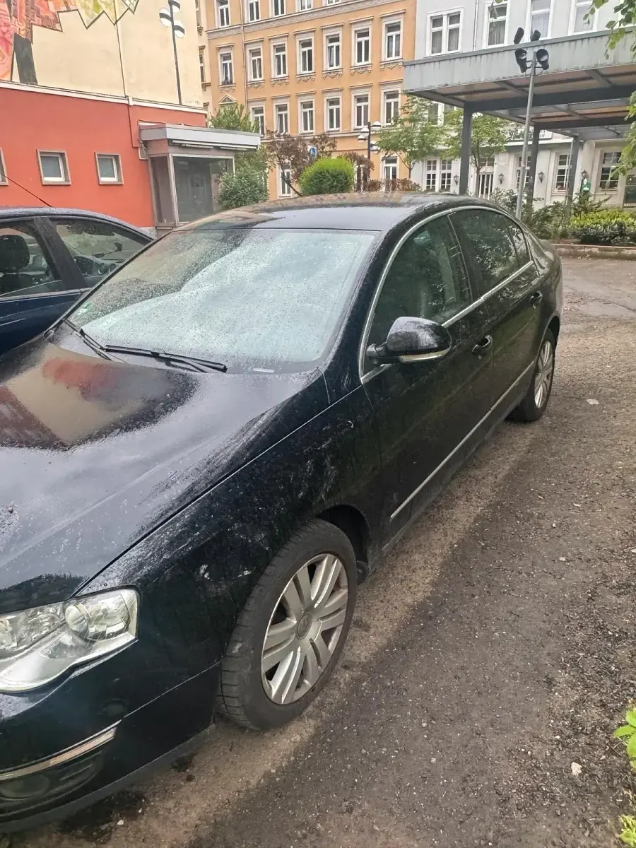 Używany VW Passat 116 KM (85 kW) 2005 Czarny Sedan/Limuzyna
