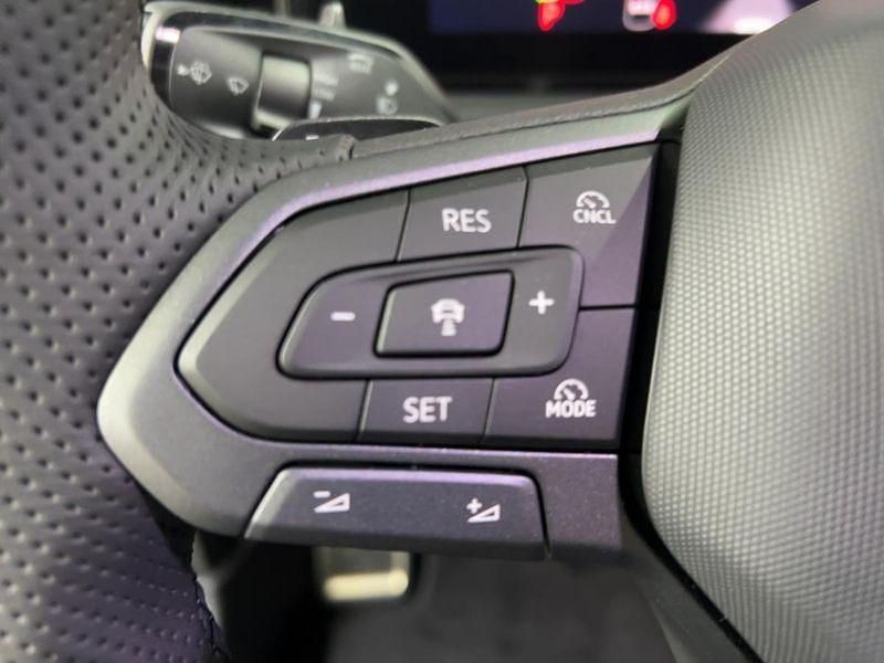 Gebraucht VW T-Roc 150 PS (110 kW) 2026 Gelb SUV