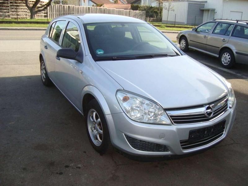 Gebraucht Opel Astra Edition 90 PS (66 kW) 2008 Schwarz Limousine