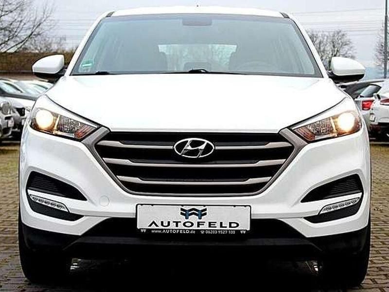 Gebraucht Hyundai Tucson 132 PS (97 kW) 2016 Weiß SUV