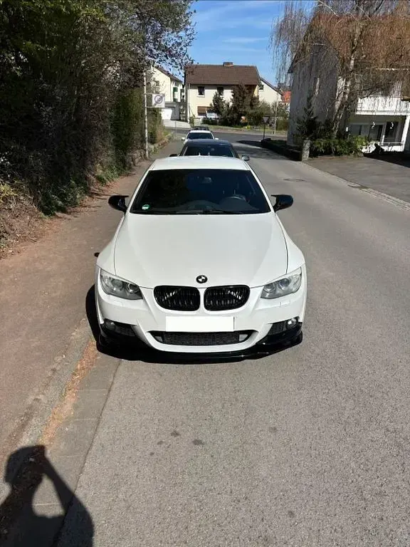 Gebraucht BMW 320 M Sport 163 PS (119 kW) 2012 Weiß Coupé
