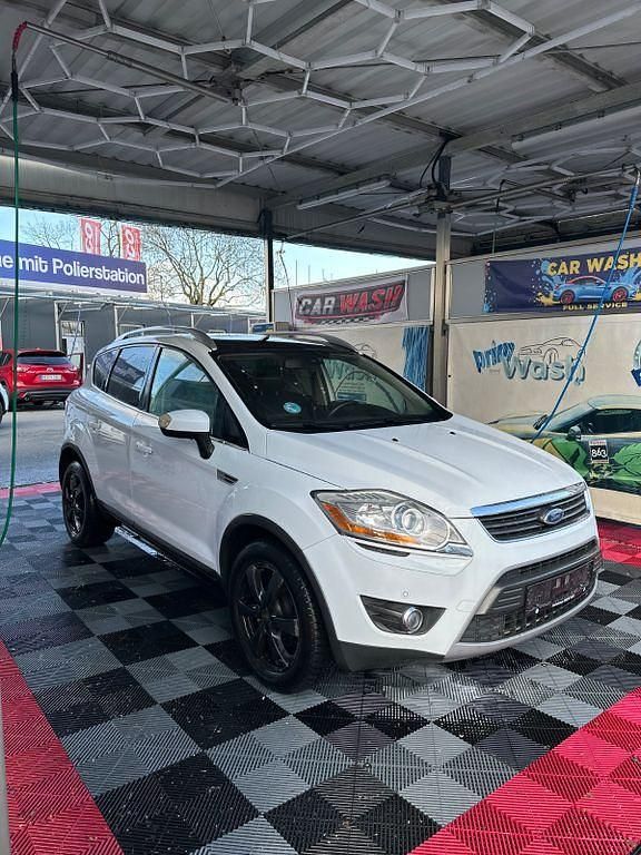 Gebraucht Ford Kuga 163 PS (119 kW) 2012 Weiß SUV