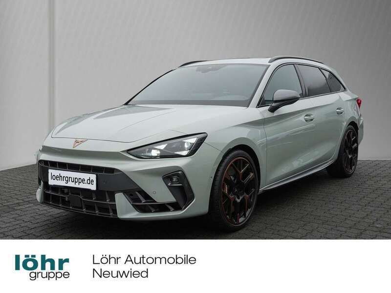Grau Gebraucht 2025 Cupra Leon VZ Limousine | 49.850 € - Bild 1/4