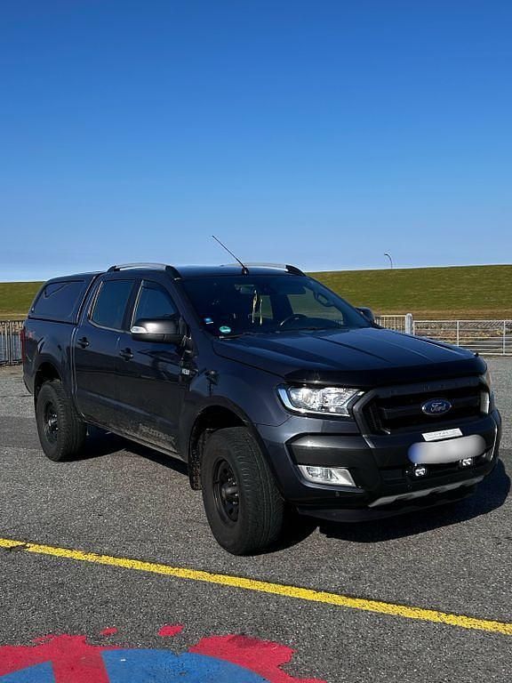 Gebraucht Ford Ranger Wildtrack 200 PS (147 kW) 2015 Grau Pickup