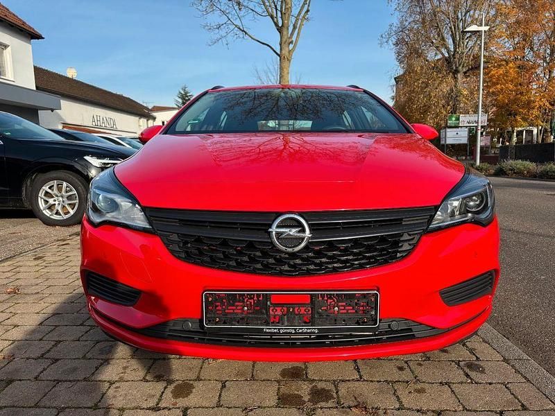 Gebraucht Opel Astra Selection 110 PS (80 kW) 2018 Rot Kombi