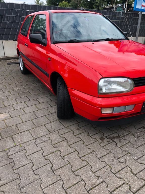 Rot Gebraucht 1996 VW Golf III Limousine | 1.700 € (Guter Preis) - Bild 1/4