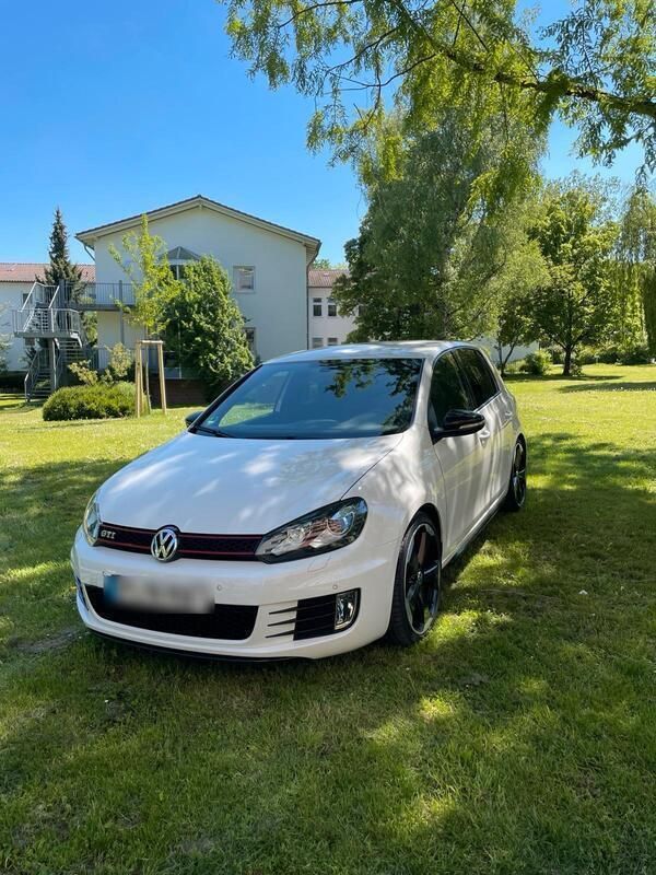 Weiß Gebraucht 2012 VW Golf VI GTI Limousine | 9.100 € (Fairer Preis) - Bild 1/4