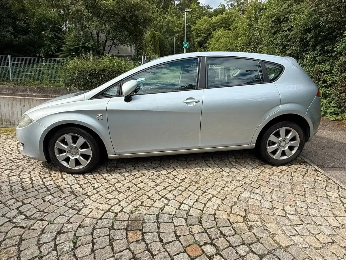 Gebraucht Seat Leon 140 PS (102 kW) 2008 Silber Kleinwagen