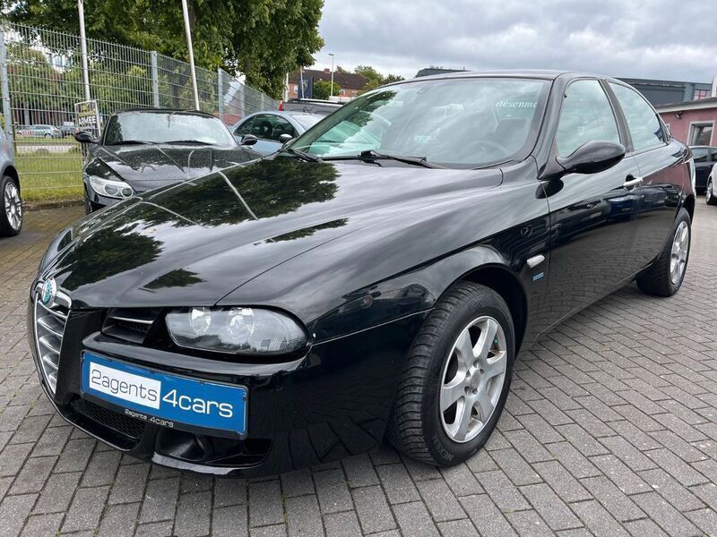 Schwarz Gebraucht 2004 Alfa Romeo 156 Distinctive Limousine | 3.980 € - Bild 1/4