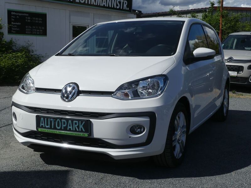 Weiß Gebraucht 2019 VW up! high up! Kleinwagen | 9.500 € (Guter Preis) - Bild 1/4