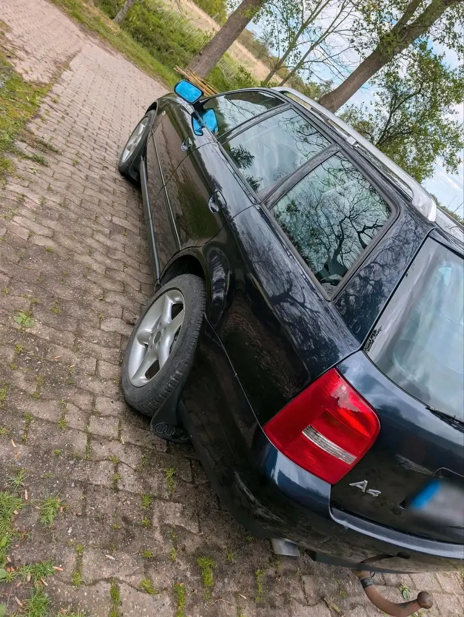 Occasion Audi A4 125 ch (91 kW) 1999 Bleue Break