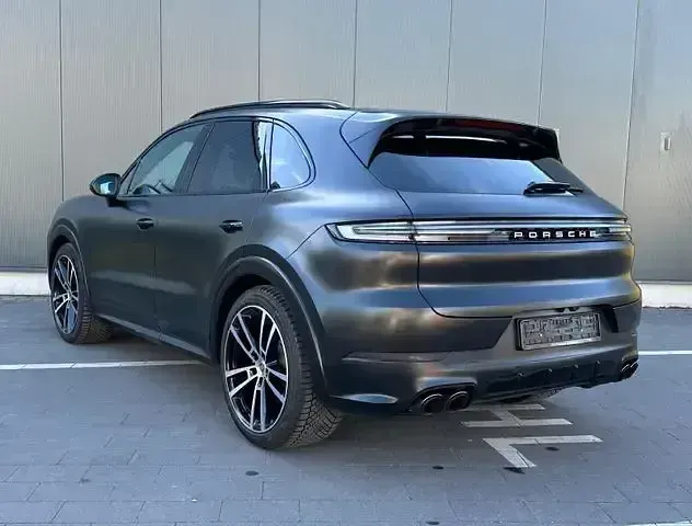 Gebraucht Porsche Cayenne S Chrono 475 PS (349 kW) 2023 Schwarz SUV