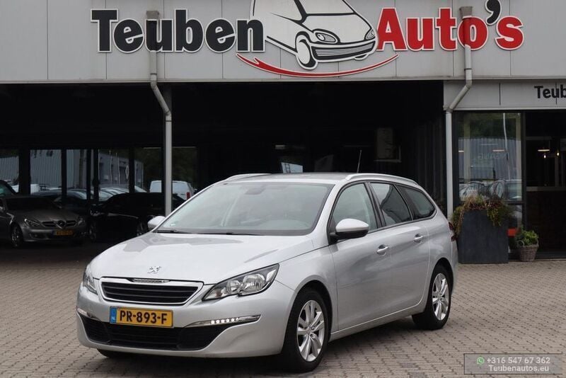 Grau Gebraucht 2016 Peugeot 308 Allure Limousine | 5.495 € (Superpreis) - Bild 1/4
