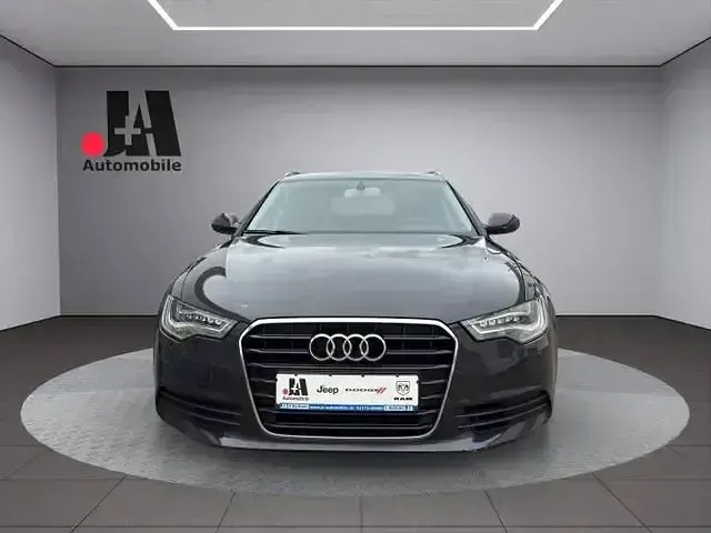 Gebraucht Audi A6 Comfort 177 PS (130 kW) 2012 Grau Kombi