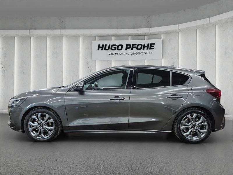Gebraucht Ford Focus ST-Line X 155 PS (114 kW) 2024 Magnetic metallic Limousine