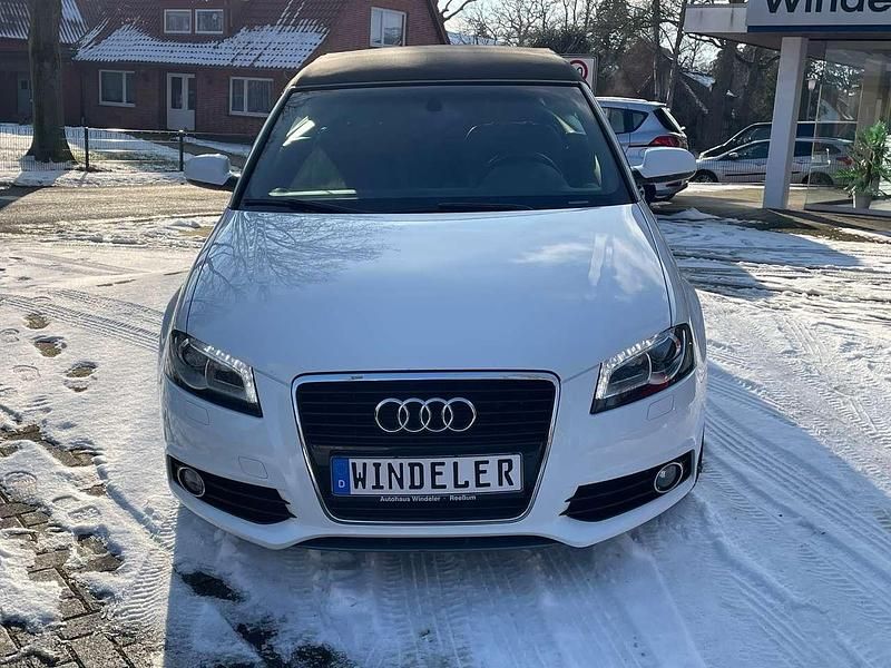 Gebraucht Audi A3 Cabriolet S-Line 140 PS (102 kW) 2012 Ibisweiß Cabrio