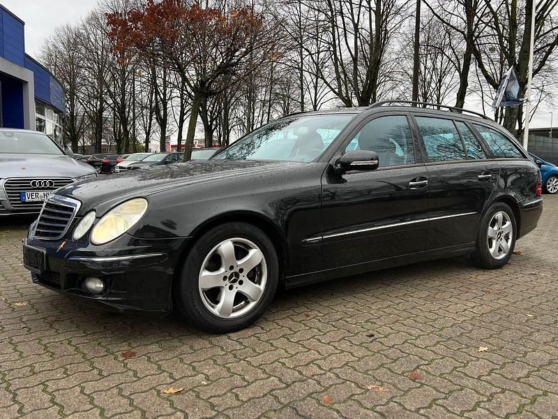 Gebraucht Mercedes E220 170 PS (125 kW) 2007 Schwarz Kombi