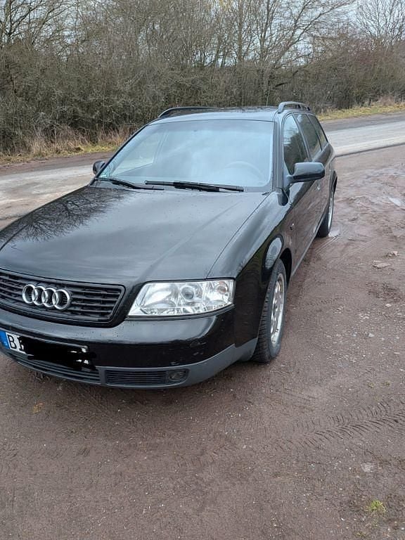 Gebraucht Audi A6 163 PS (119 kW) 2001 Schwarz Kombi