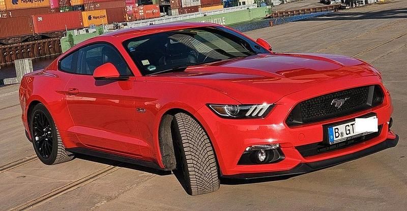 Gebraucht Ford Mustang GT 421 PS (309 kW) 2016 Rot Coupé