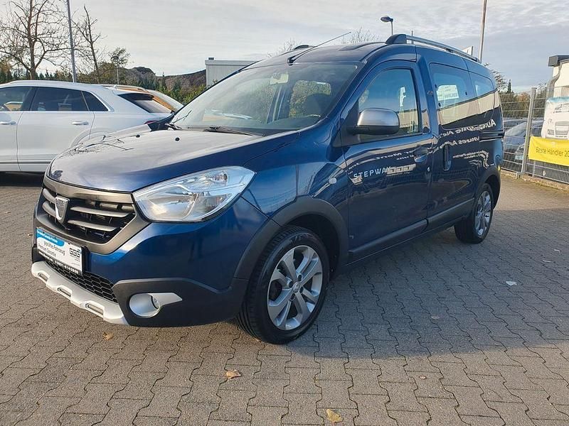 Gebraucht Dacia Dokker Stepway 116 PS (85 kW) 2017 Blau Van / Kleinbus