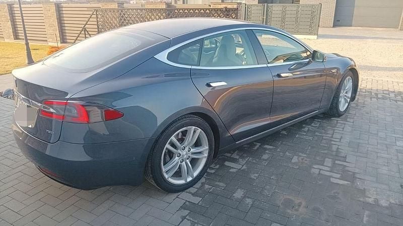 Occasion Tesla Model S 244 kW (332 ch) 2015 Gris Citadine