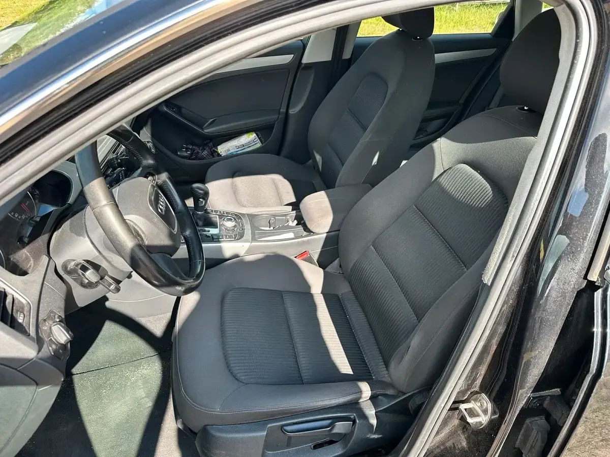 Gebraucht Audi A4 180 PS (132 kW) 2009 Schwarz Kombi