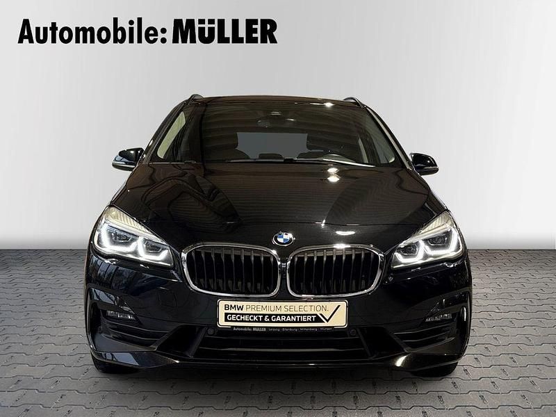 Gebraucht BMW 218 Active Tourer Advantage 150 PS (110 kW) 2020 Schwarz Van / Kleinbus