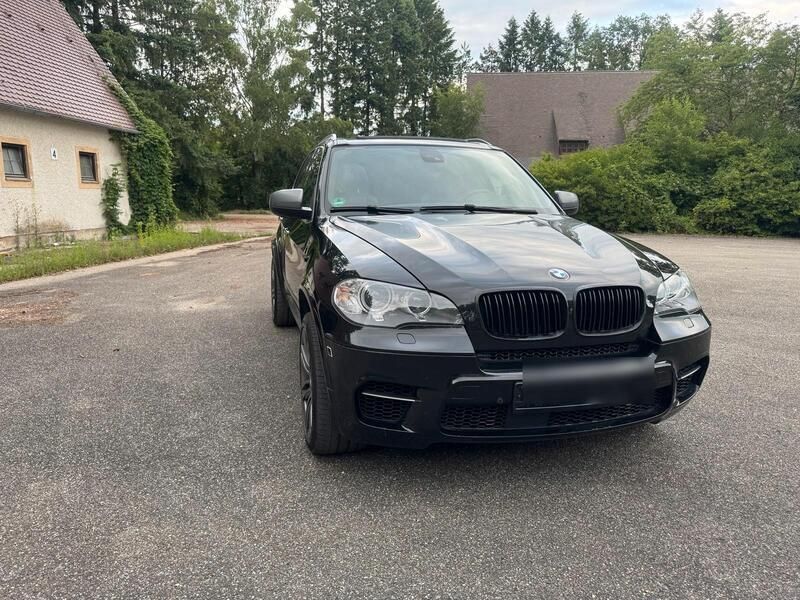 Schwarz Gebraucht 2013 BMW X5 M Performance SUV | 20.999 € - Bild 1/4