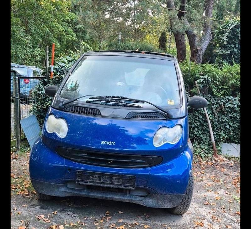 Blau Gebraucht 2000 Smart ForTwo Cabrio Cabrio | 1.490 € (Fairer Preis) - Bild 1/2