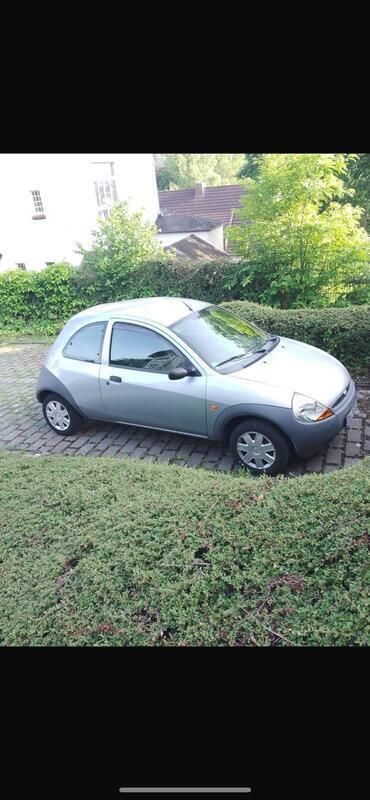 Grau Gebraucht 2004 Ford Ka Kleinwagen | 900 € (Fairer Preis) - Bild 1/4