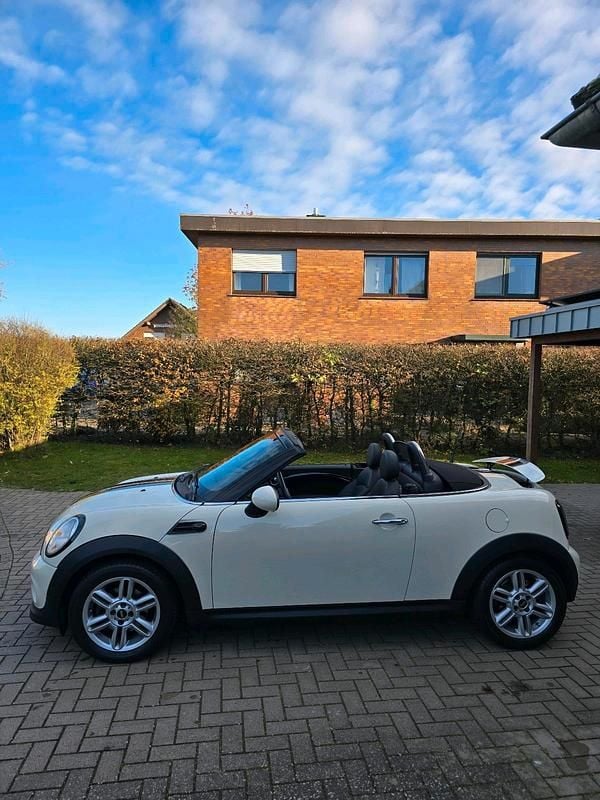 Gebraucht Mini Cooper Cabriolet 122 PS (89 kW) 2012 Beige Cabrio