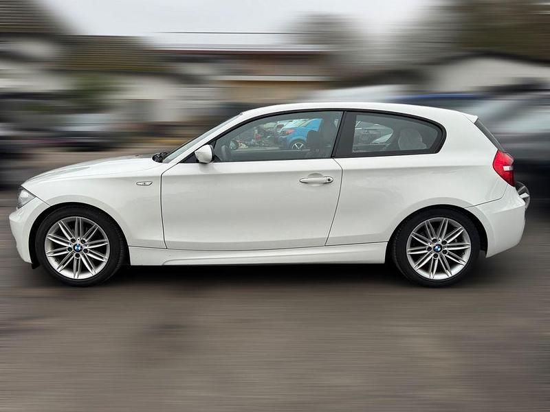 Gebraucht BMW 116 M Sport 122 PS (89 kW) 2009 Weiß Kleinwagen