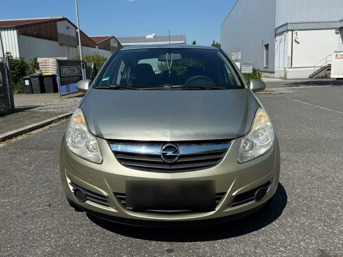 Gebraucht Opel Corsa 80 PS (58 kW) 2009 Beige Kleinwagen