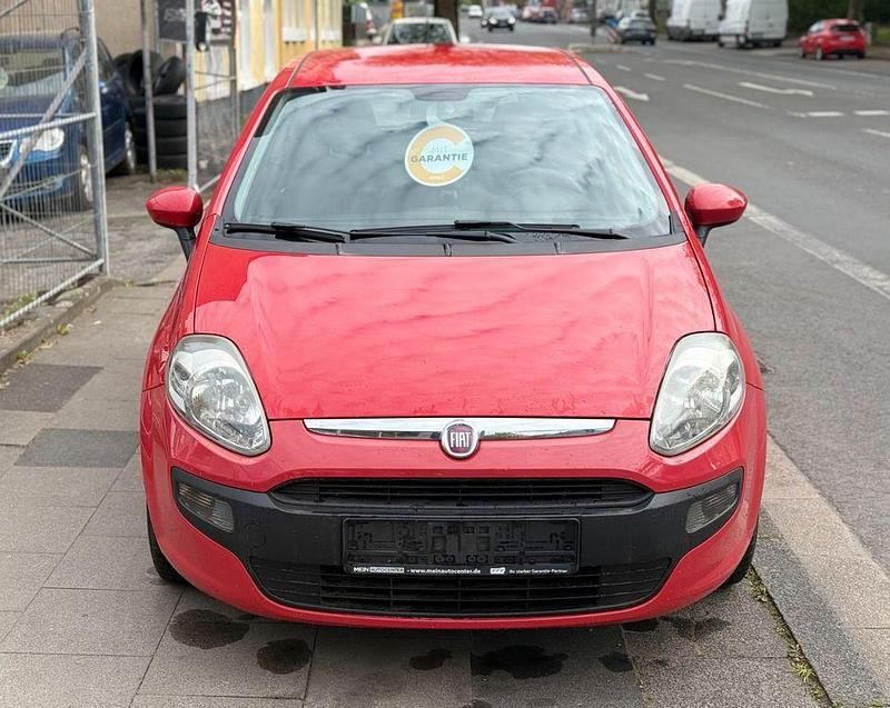 Gebraucht Fiat Punto Evo 69 PS (50 kW) 2012 Rot Kleinwagen